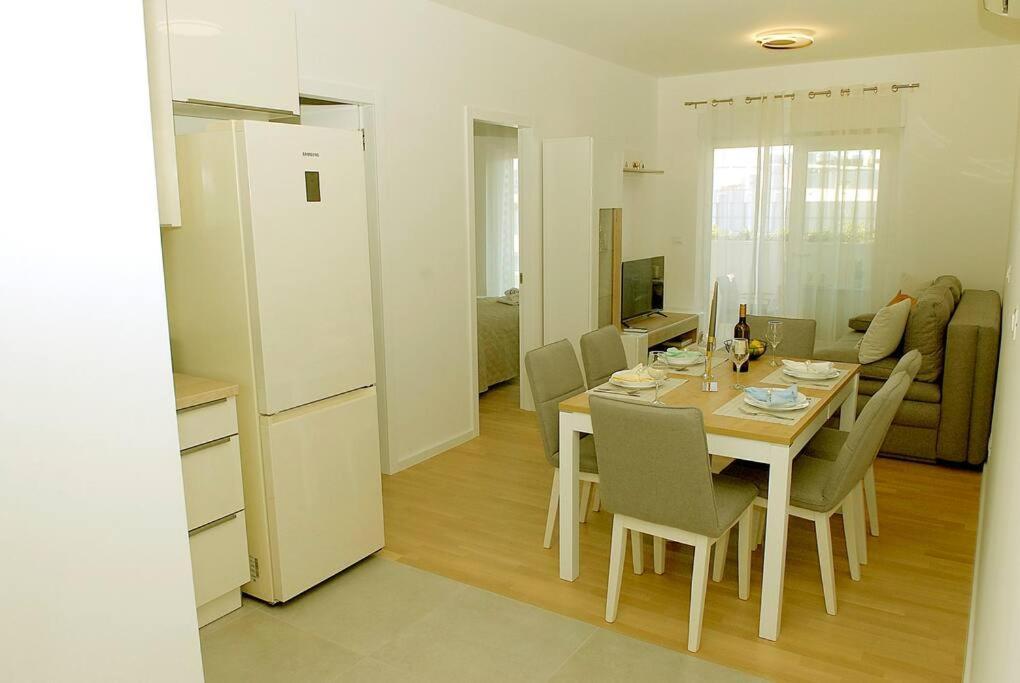 Camino Split - Apartment Near Mall Of Split Buitenkant foto