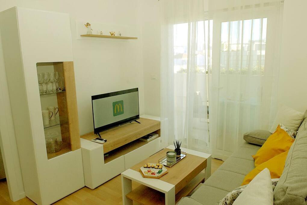 Camino Split - Apartment Near Mall Of Split Buitenkant foto